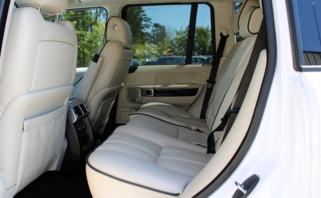 2012 Land Rover Range Rover HSE LUX photo
