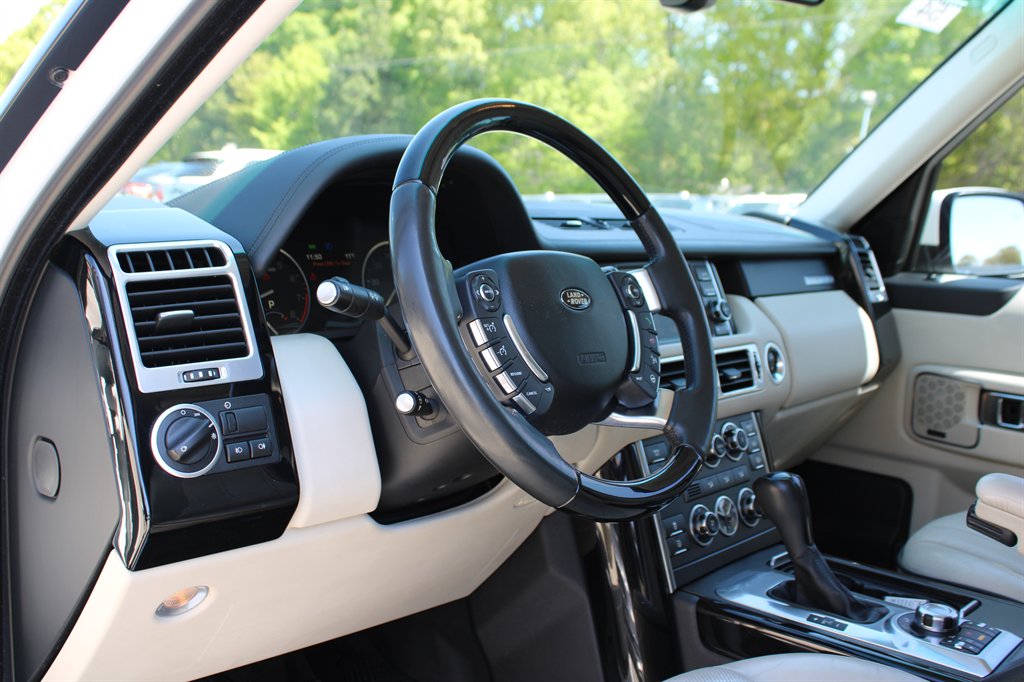 2012 Land Rover Range Rover HSE LUX photo