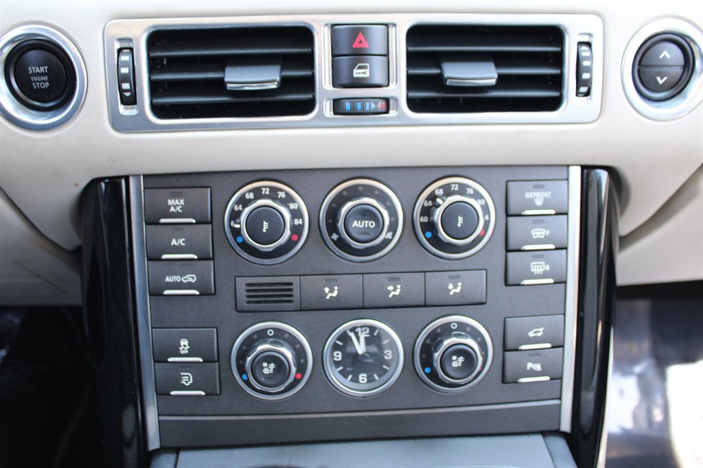 2012 Land Rover Range Rover HSE LUX photo