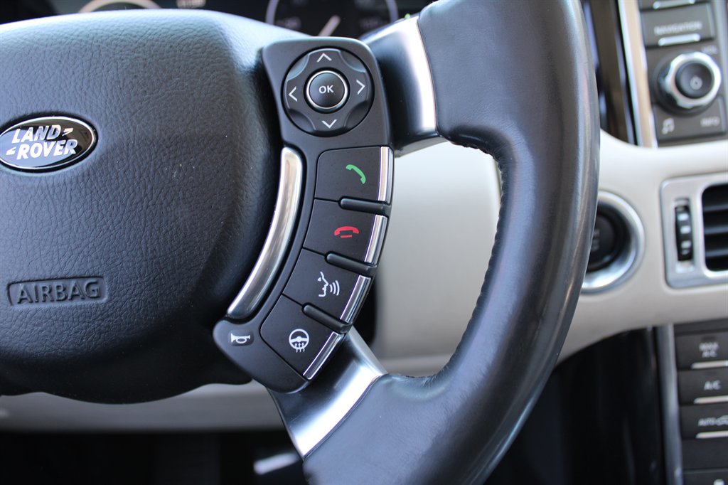 2012 Land Rover Range Rover HSE LUX photo