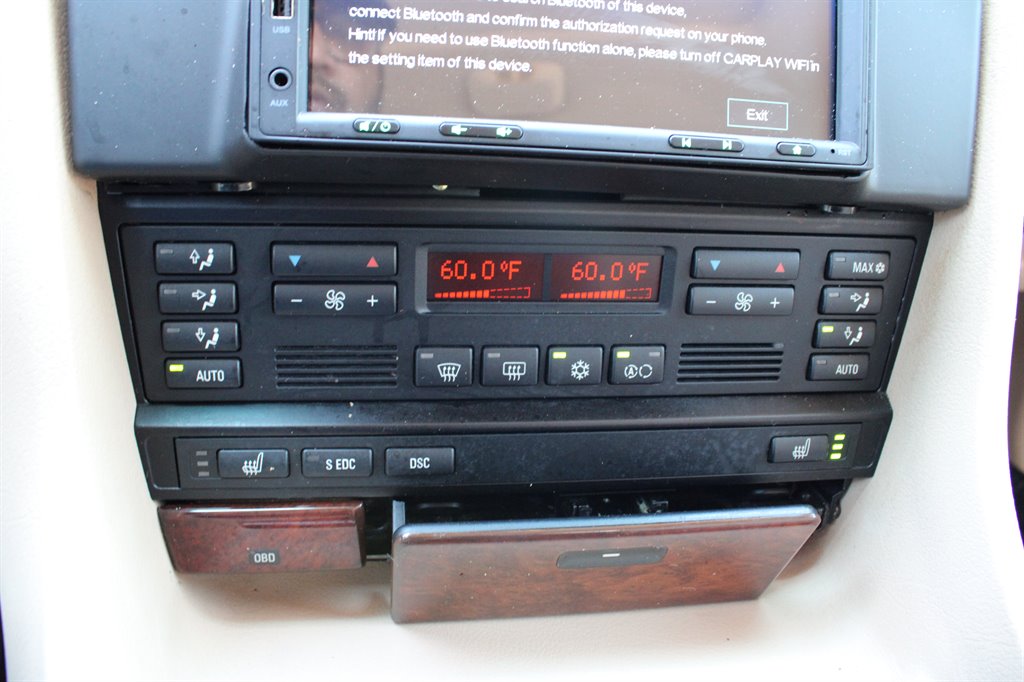 2001 BMW 7-Series 740iL photo