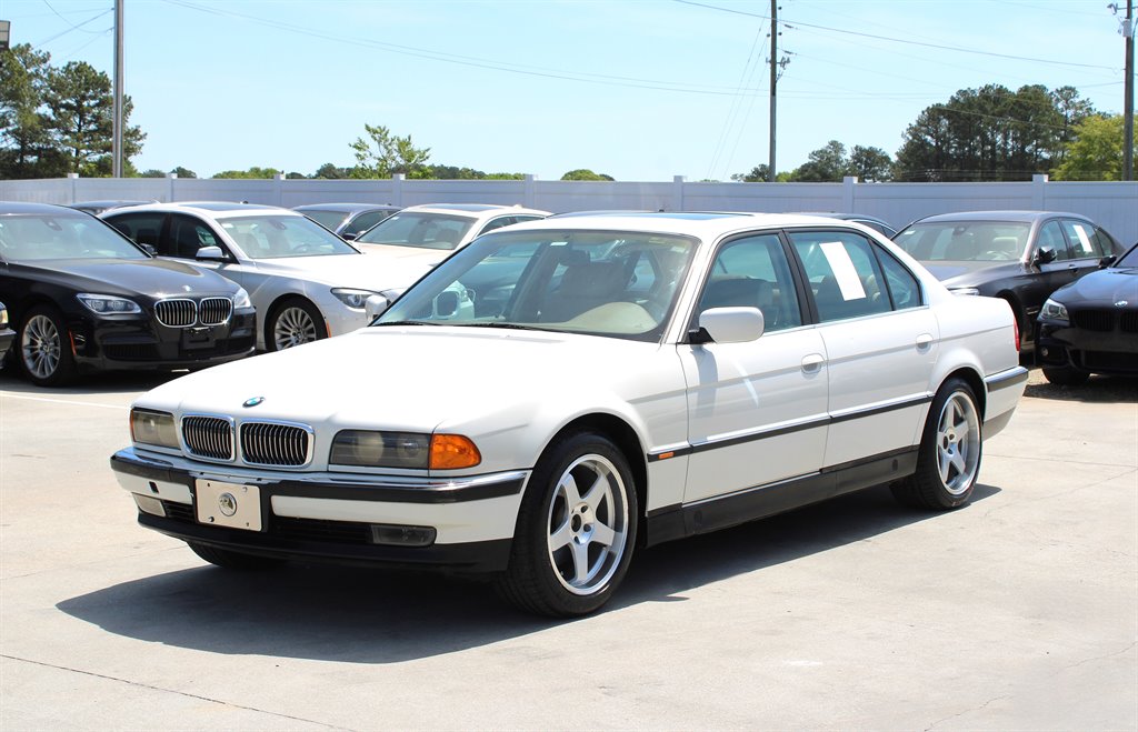 1998 BMW 7-Series 740iL photo