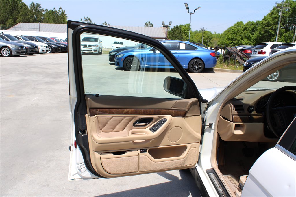 1998 BMW 7-Series 740iL photo
