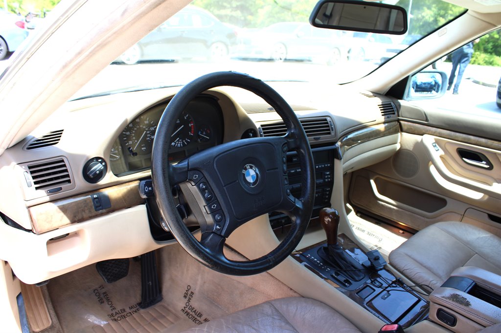 1998 BMW 7-Series 740iL photo