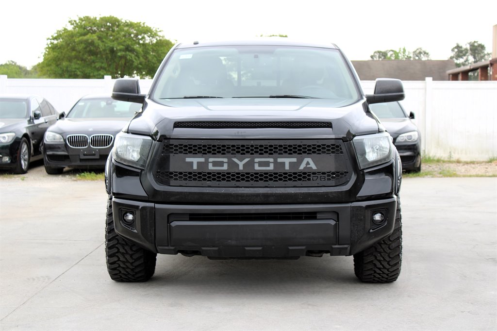 2014 Toyota Tundra SR5 photo