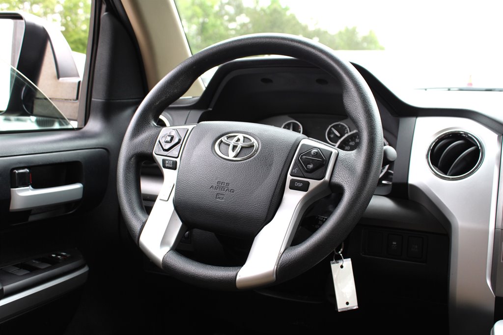 2014 Toyota Tundra SR5 photo