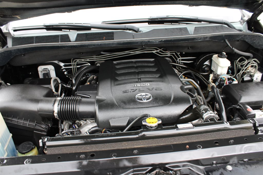 2014 Toyota Tundra SR5 photo