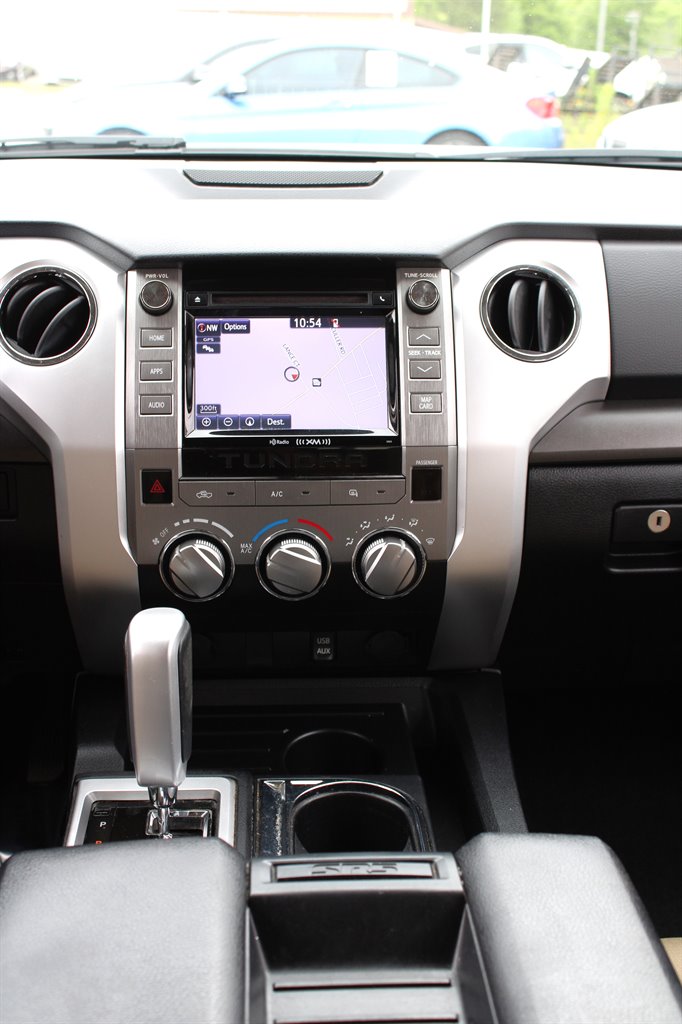 2014 Toyota Tundra SR5 photo