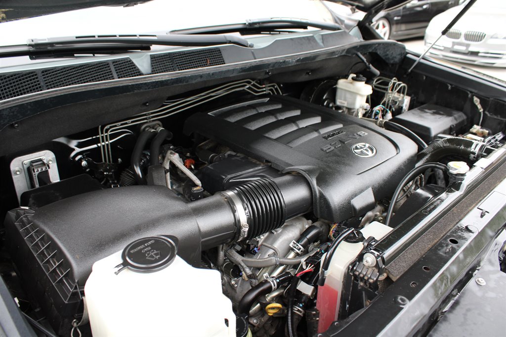 2014 Toyota Tundra SR5 photo