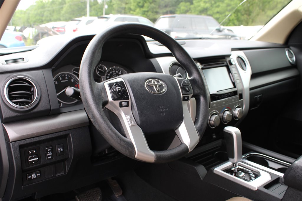 2014 Toyota Tundra SR5 photo