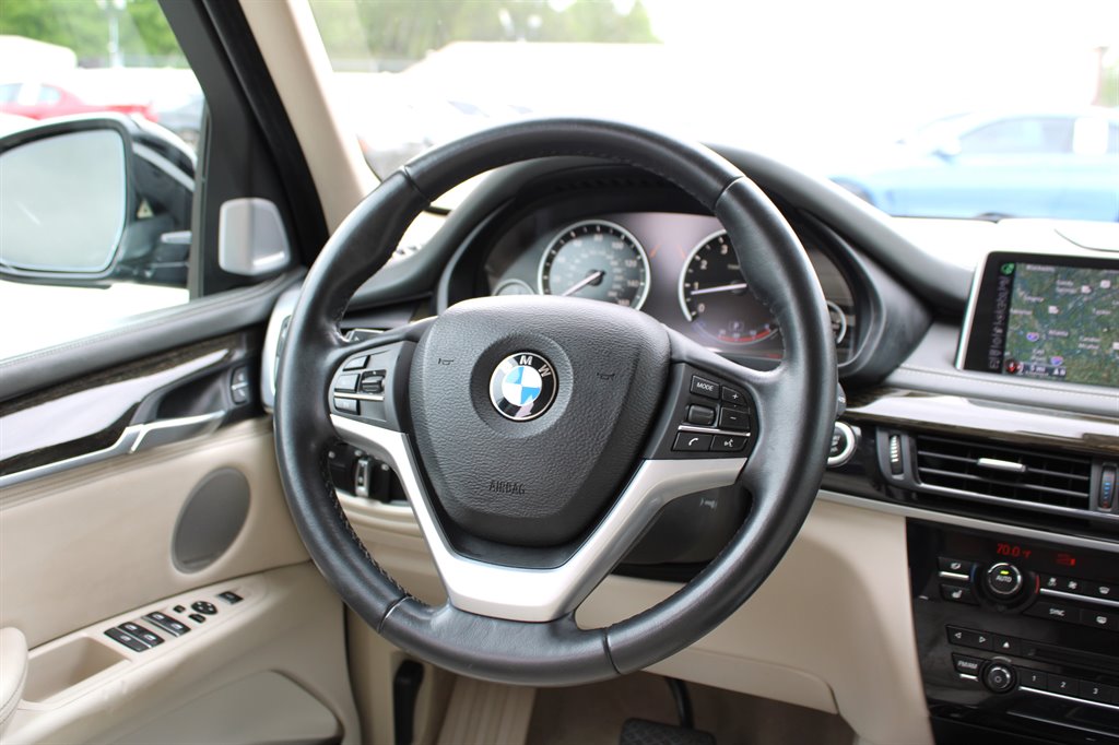 2014 BMW X5 xDrive50i photo