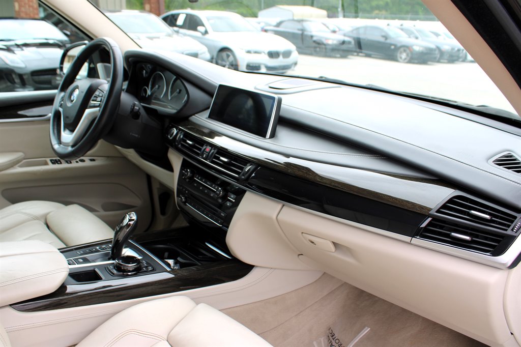 2014 BMW X5 xDrive50i photo