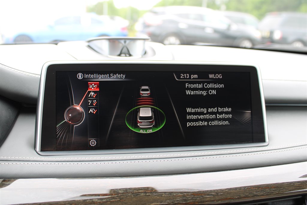 2014 BMW X5 xDrive50i photo