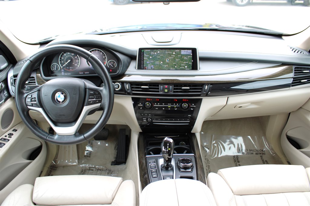 2014 BMW X5 xDrive50i photo
