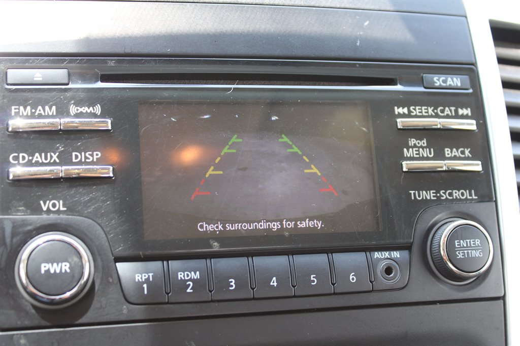 2013 Nissan Frontier SV V6 photo