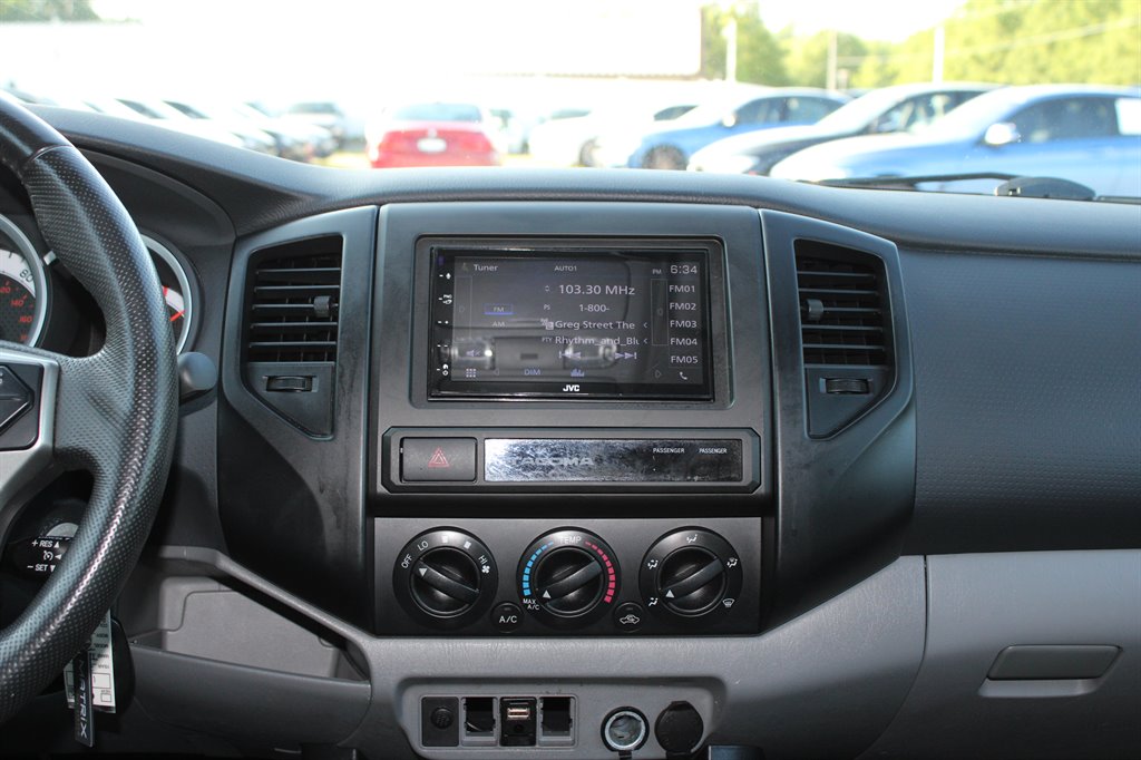 2015 Toyota Tacoma Prerunner photo