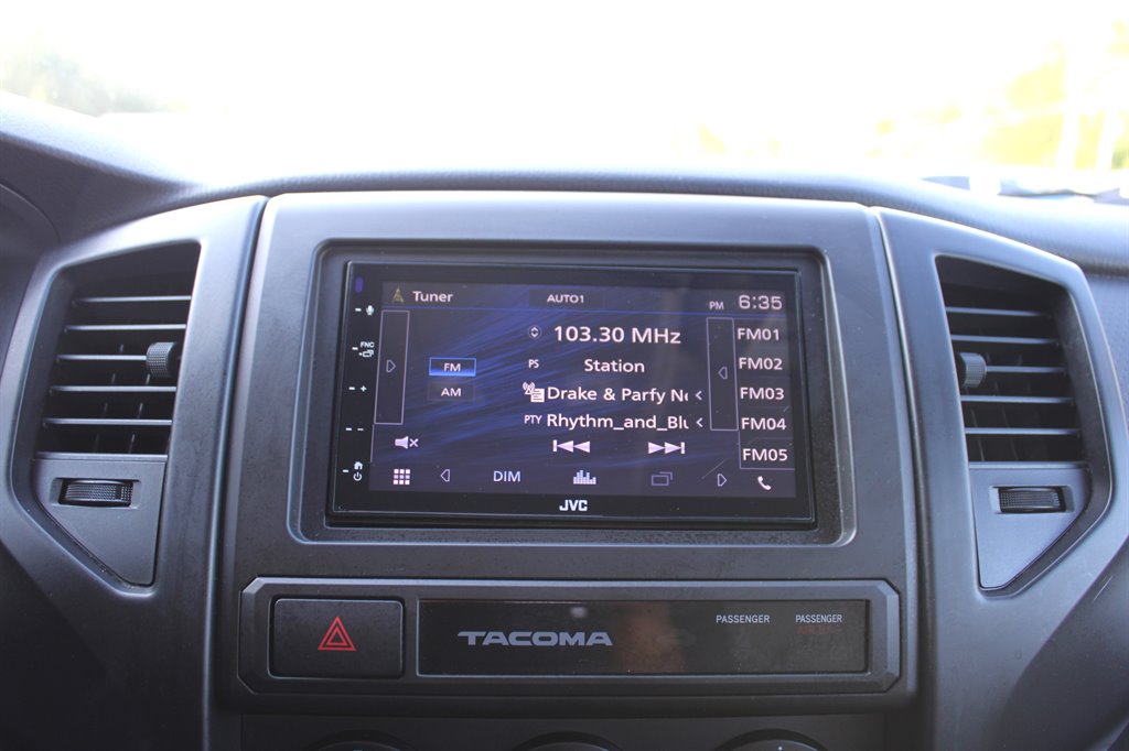 2015 Toyota Tacoma Prerunner photo