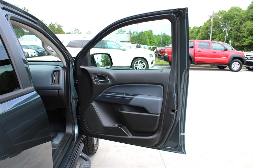 2015 Chevrolet Colorado Z71 photo