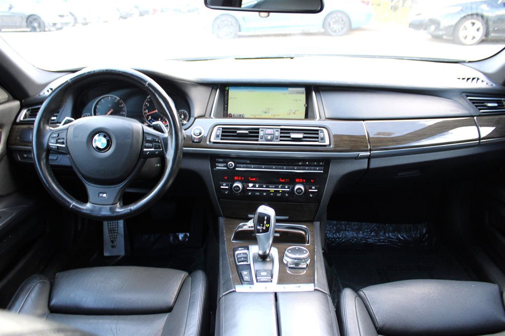 2015 BMW 7-Series 740lxi photo