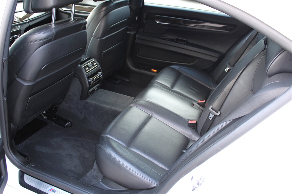 2015 BMW 7-Series 740lxi photo
