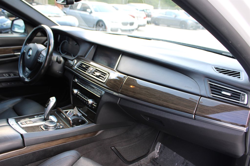2015 BMW 7-Series 740lxi photo