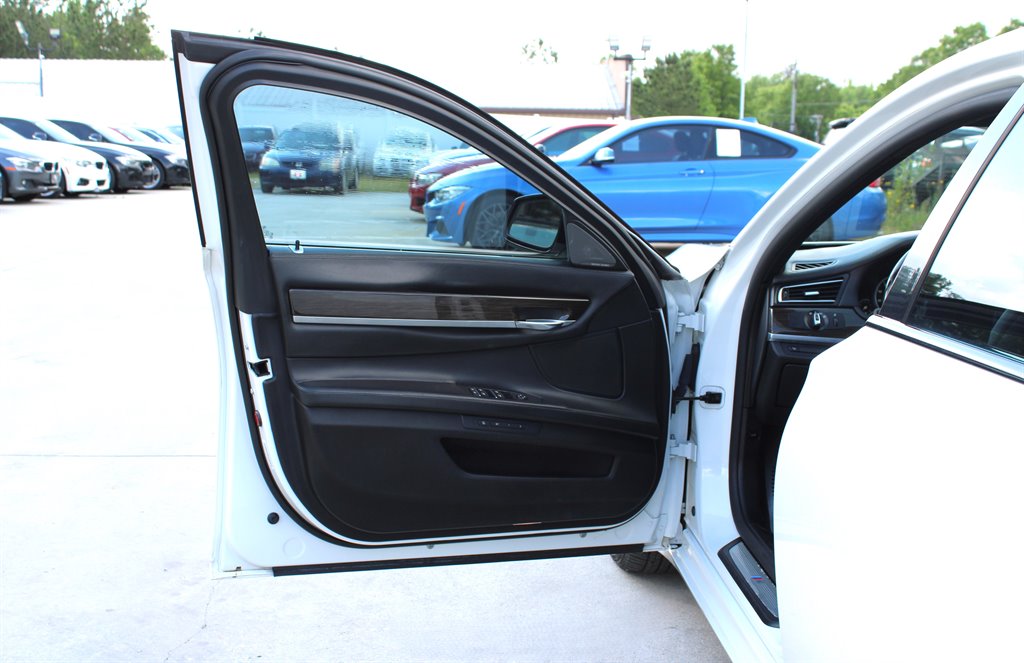 2015 BMW 7-Series 740lxi photo