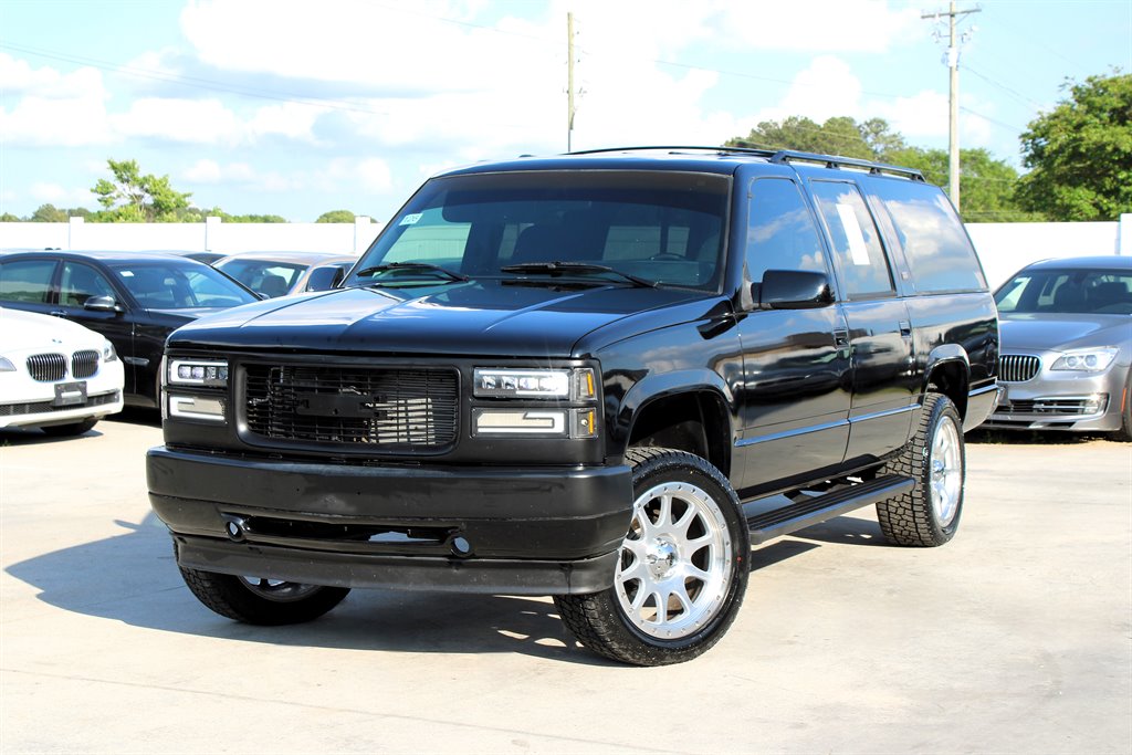 1994 Chevrolet Suburban C1500 photo