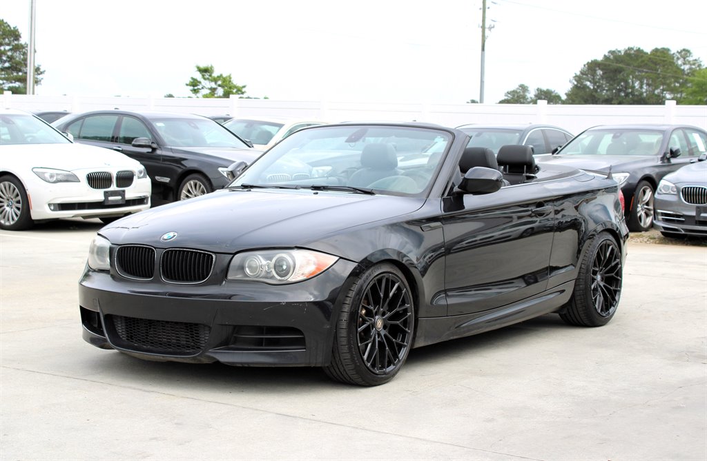 2011 BMW Legend 135i photo
