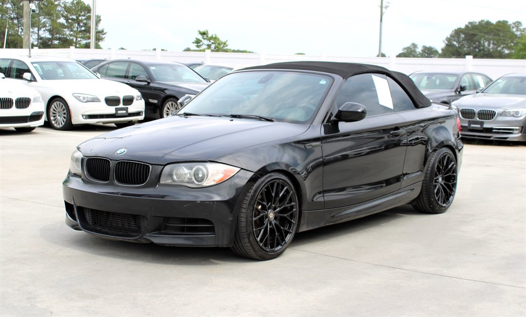 2011 BMW Legend 135i photo