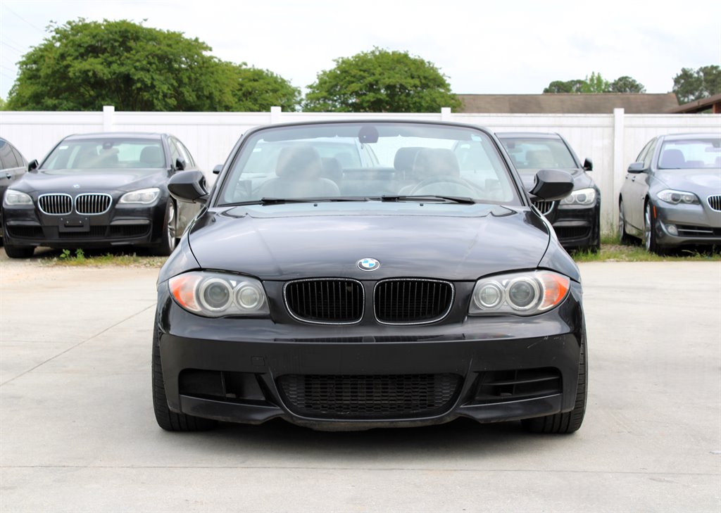 2011 BMW Legend 135i photo