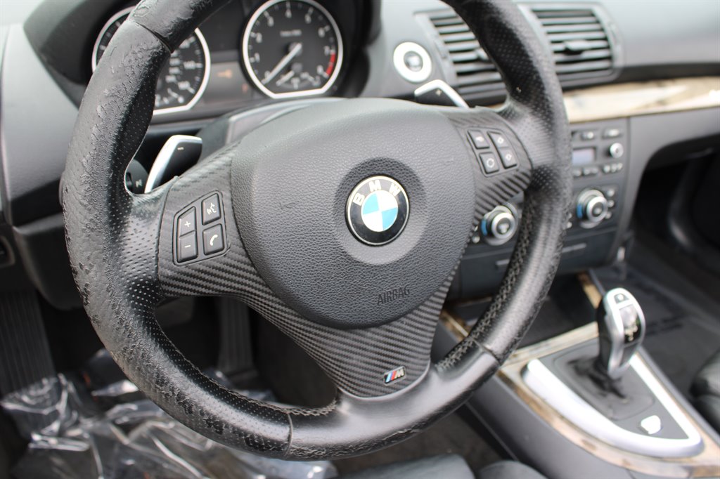 2011 BMW Legend 135i photo