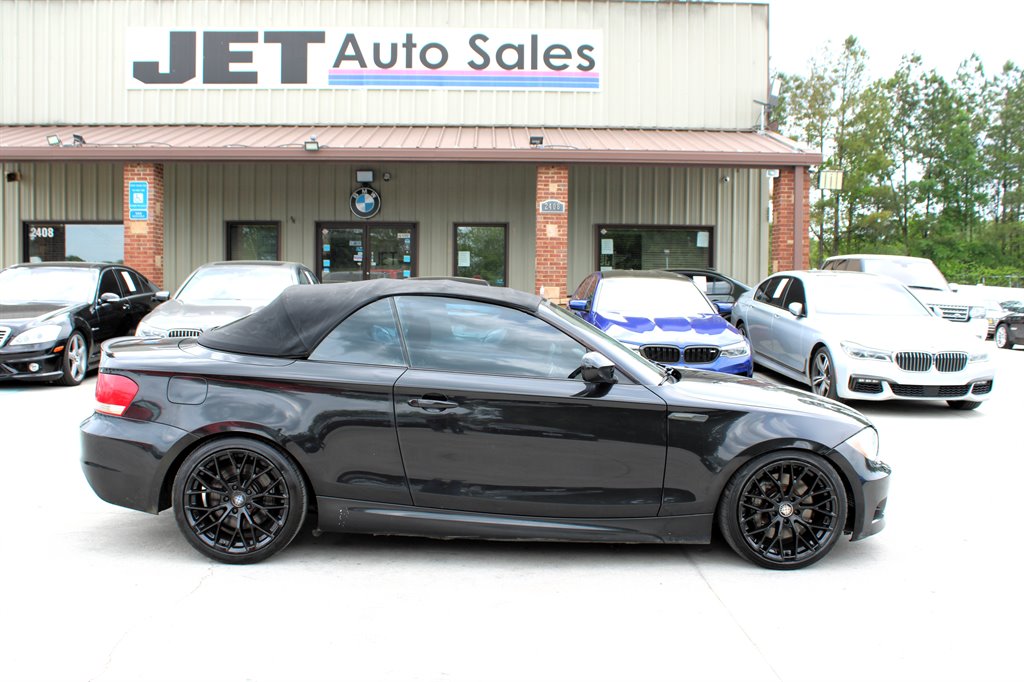 2011 BMW Legend 135i photo