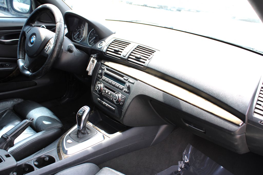 2011 BMW Legend 135i photo