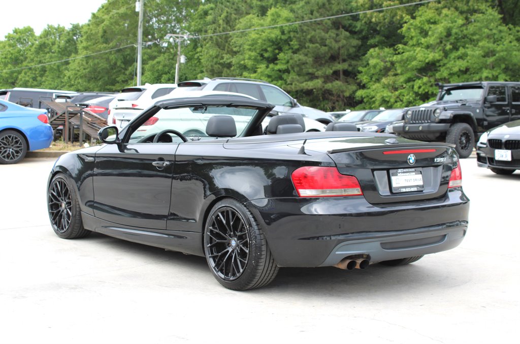 2011 BMW Legend 135i photo