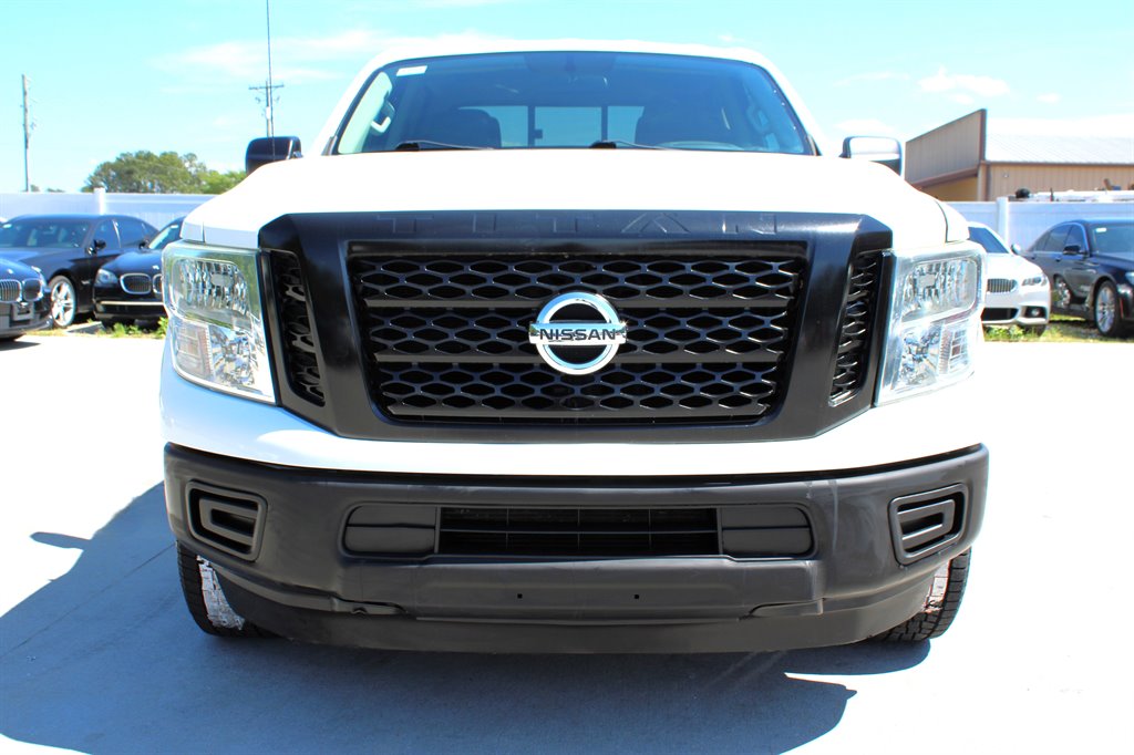 2016 Nissan Titan XD S photo