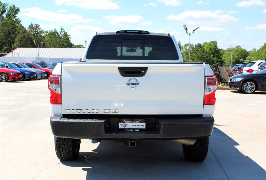 2016 Nissan Titan XD S photo