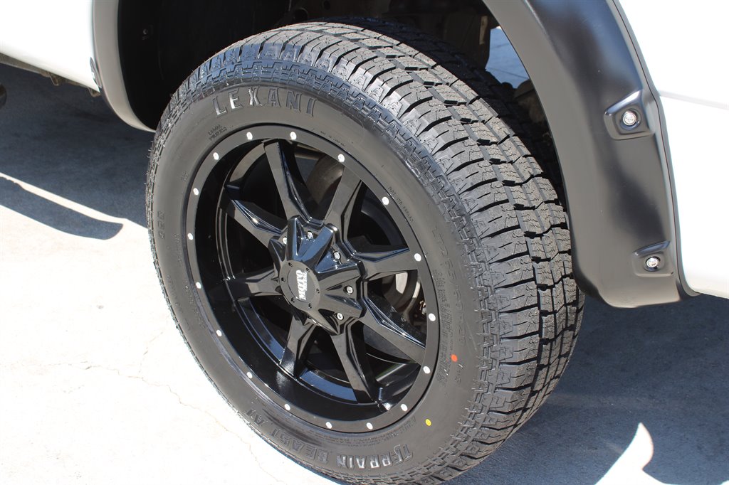 2016 Nissan Titan XD S photo