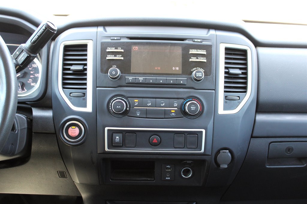 2016 Nissan Titan XD S photo