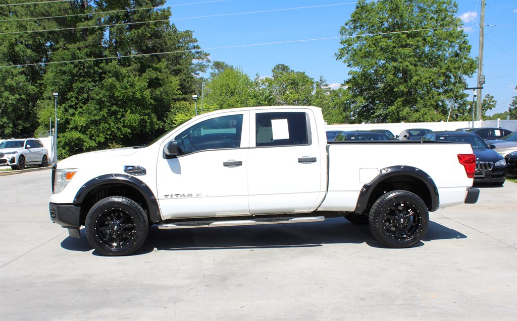 2016 Nissan Titan XD S photo