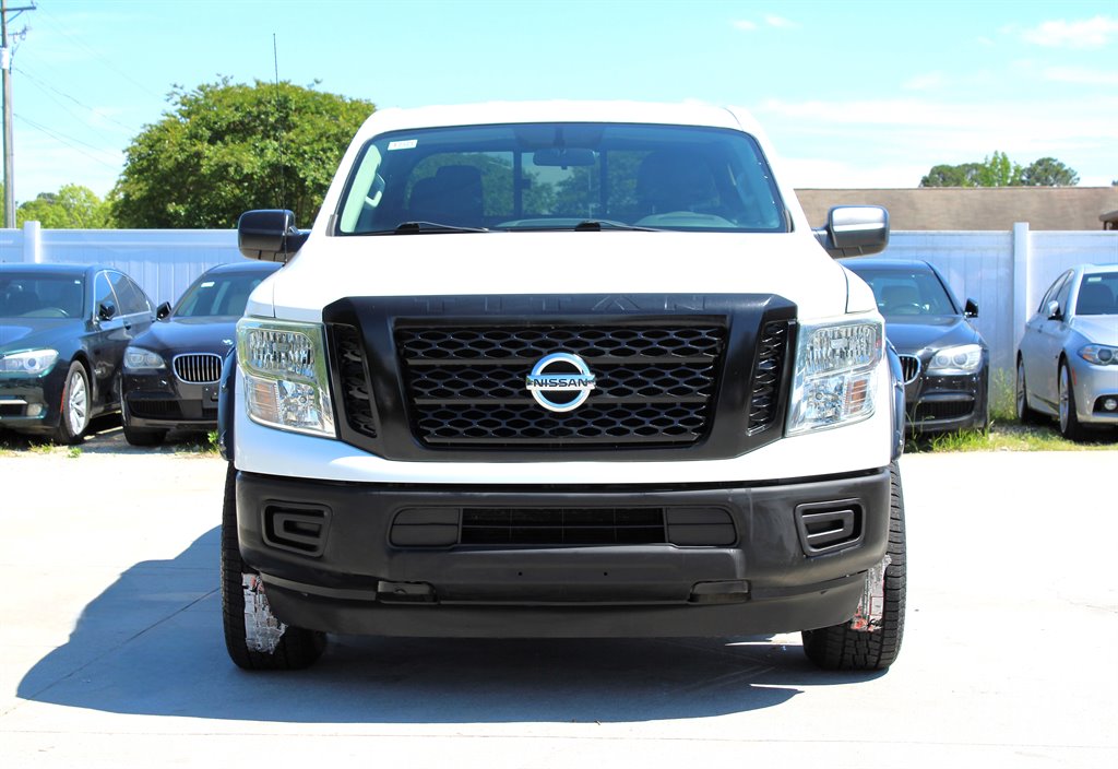 2016 Nissan Titan XD S photo