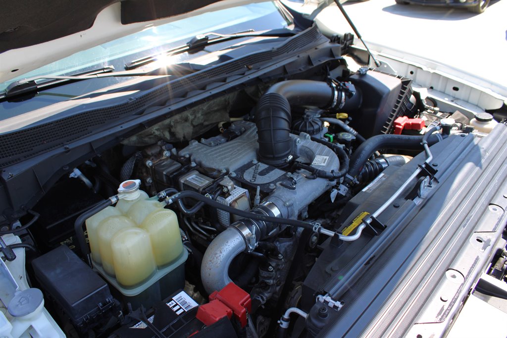 2016 Nissan Titan XD S photo