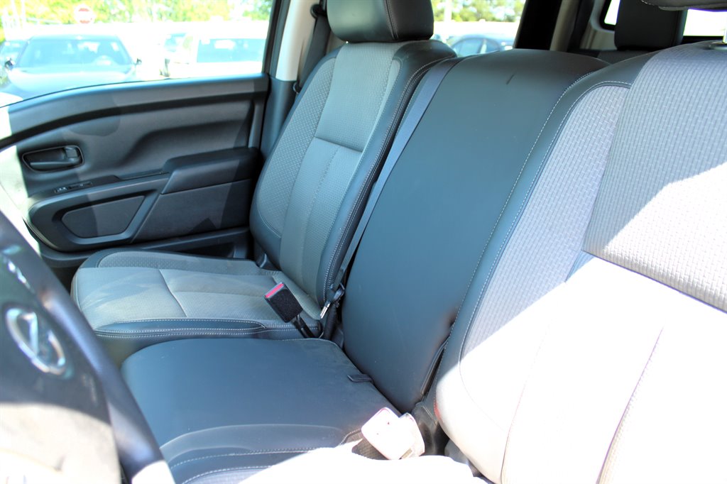 2016 Nissan Titan XD S photo