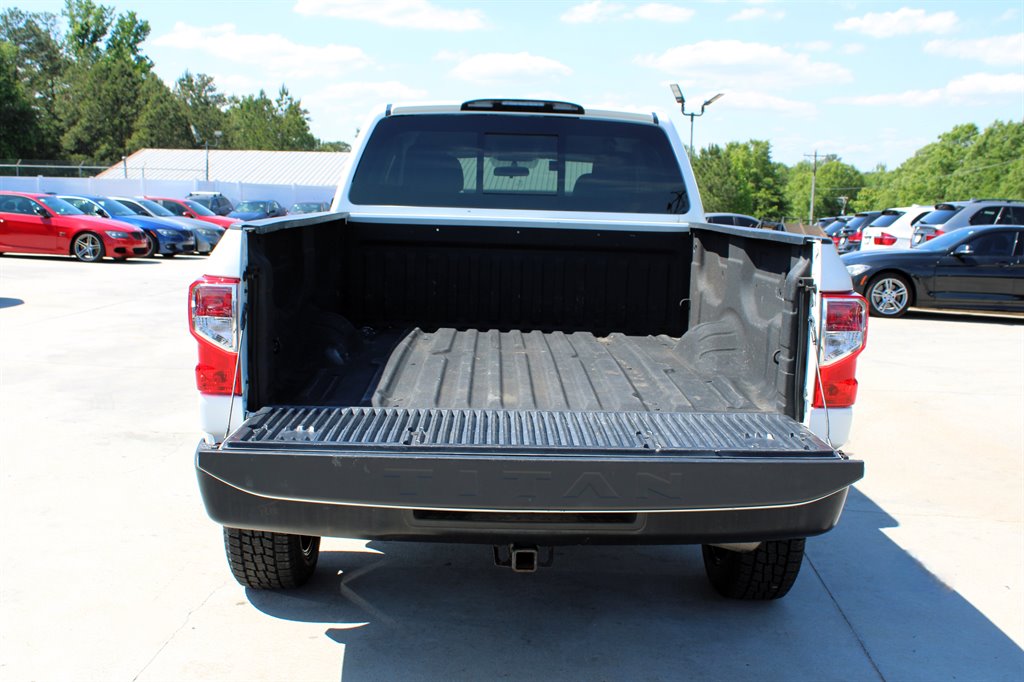 2016 Nissan Titan XD S photo