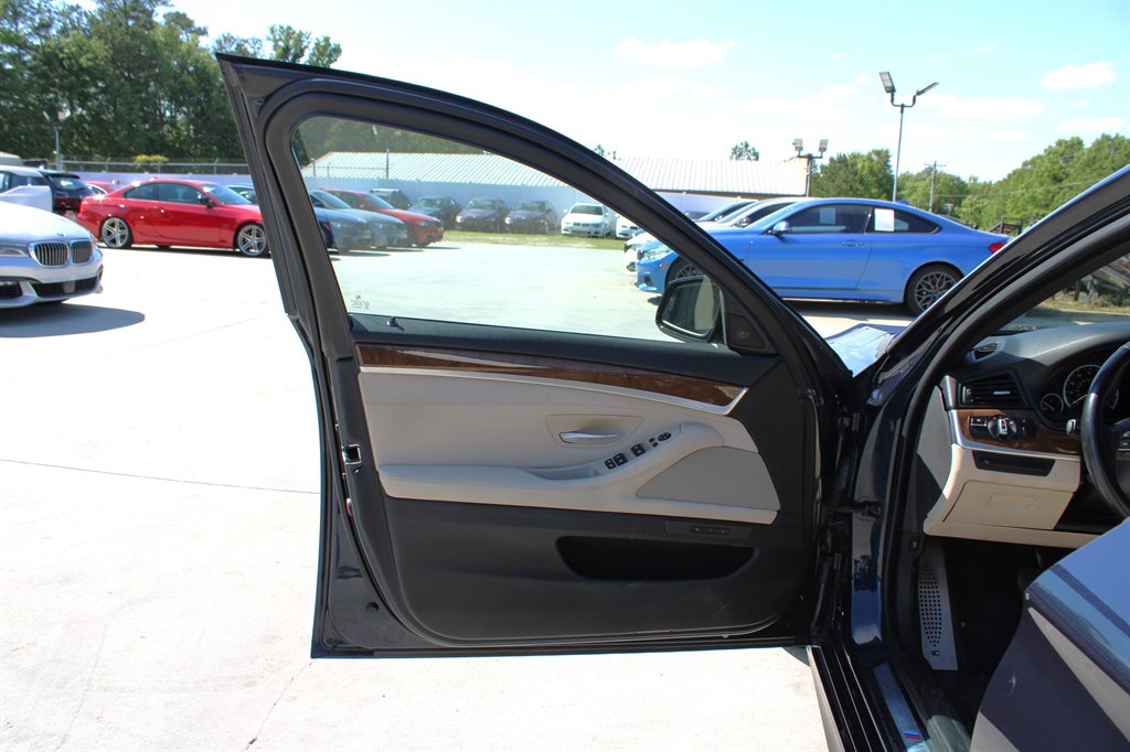 2011 BMW 535i - $10,995