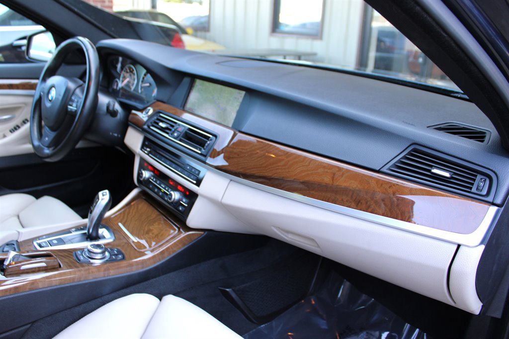 2011 BMW 535i - $10,995