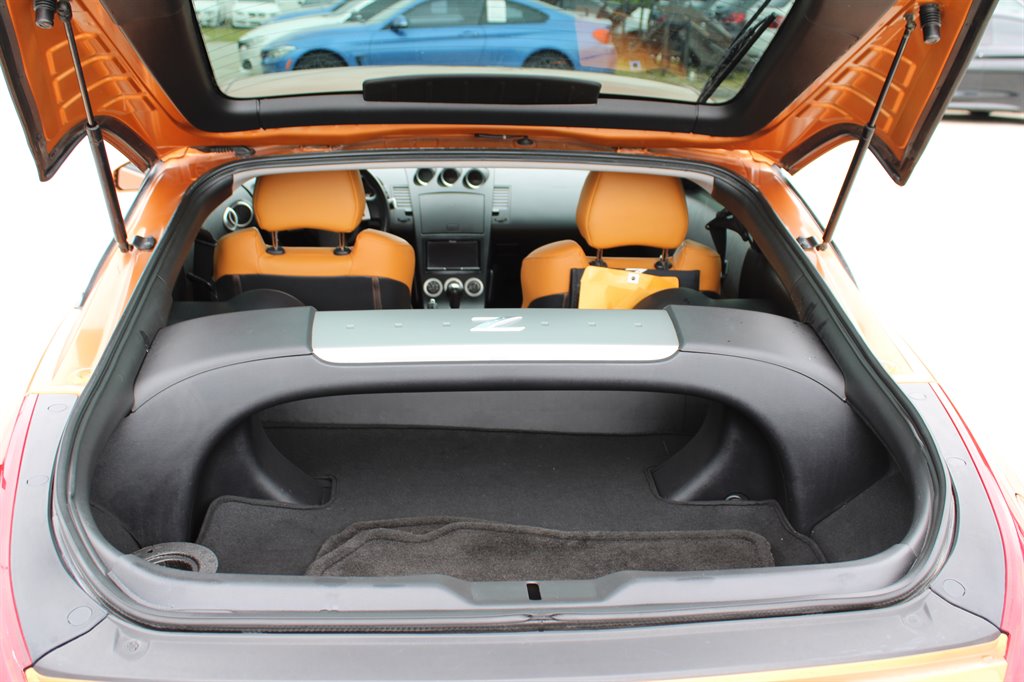 2004 Nissan 350Z photo