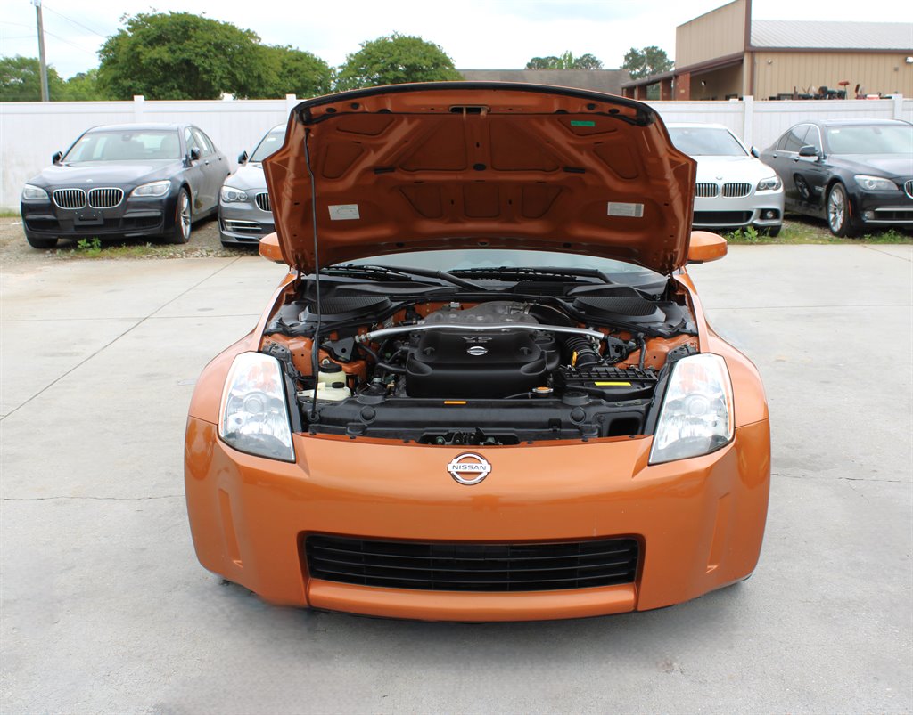 2004 Nissan 350Z photo