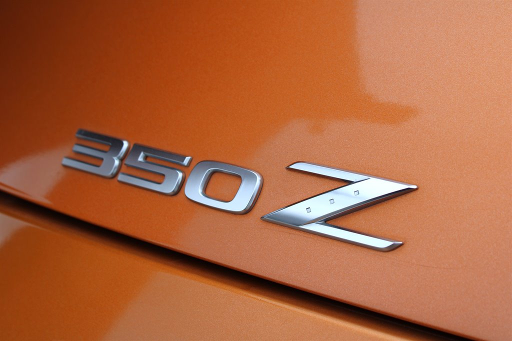 2004 Nissan 350Z photo