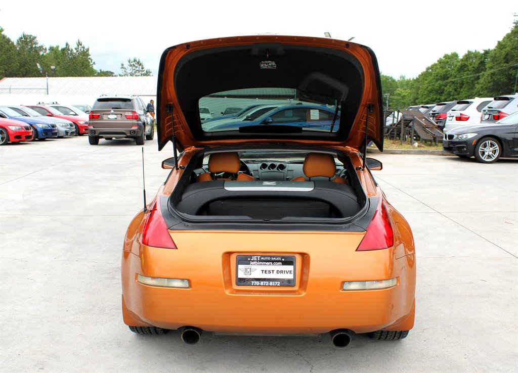 2004 Nissan 350Z photo