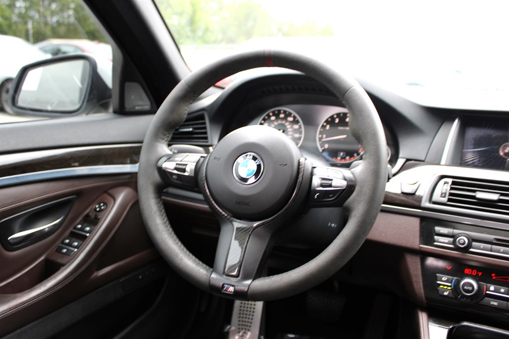 2015 BMW 5-Series 535xi photo